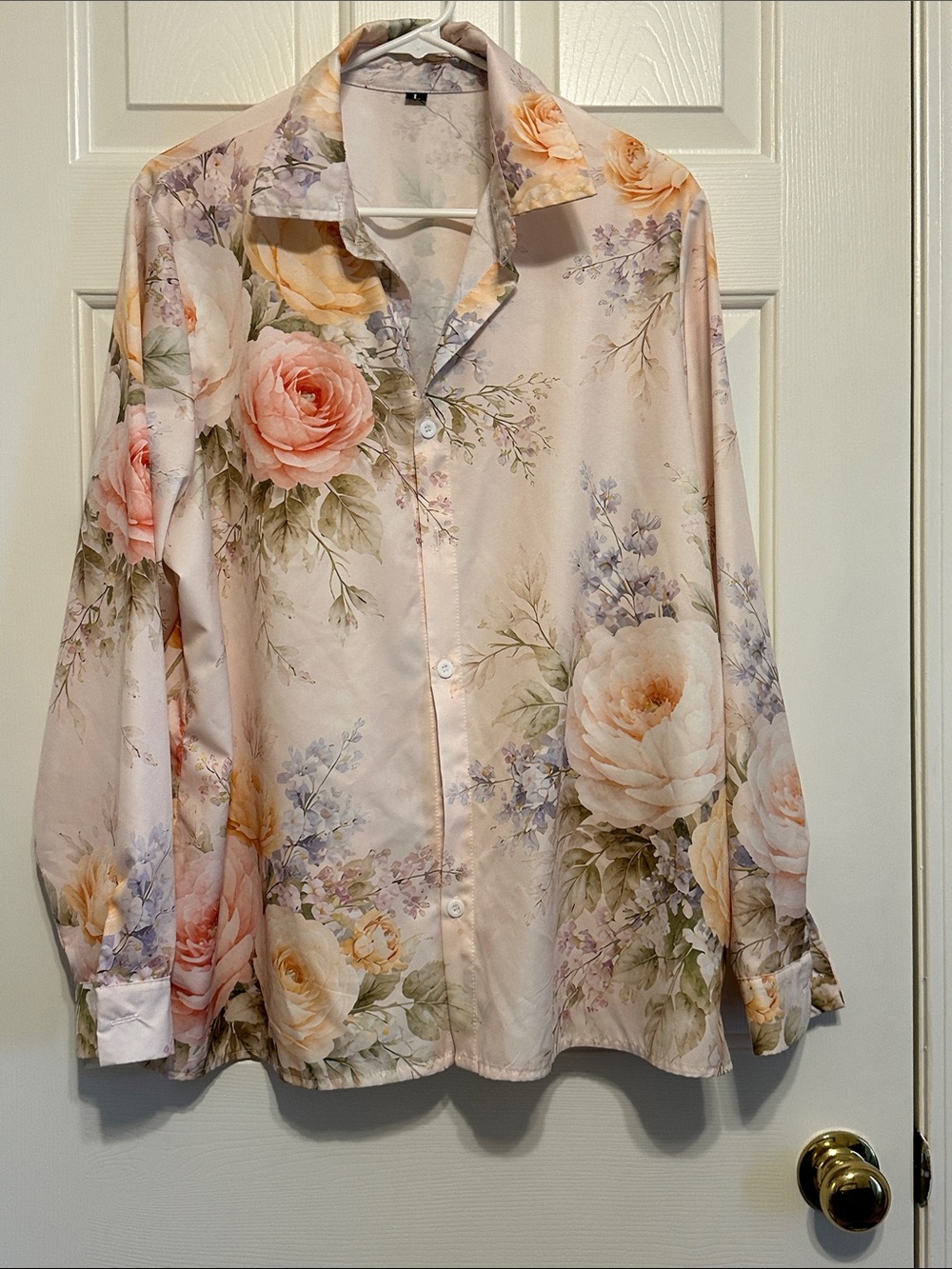 Floral Button-Front Blouse in Soft Pink